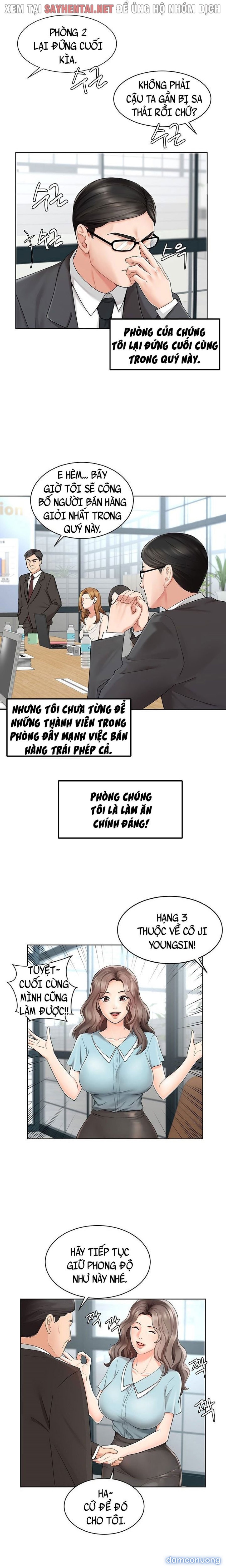 Nữ Nhân Viên Đắt Hàng 