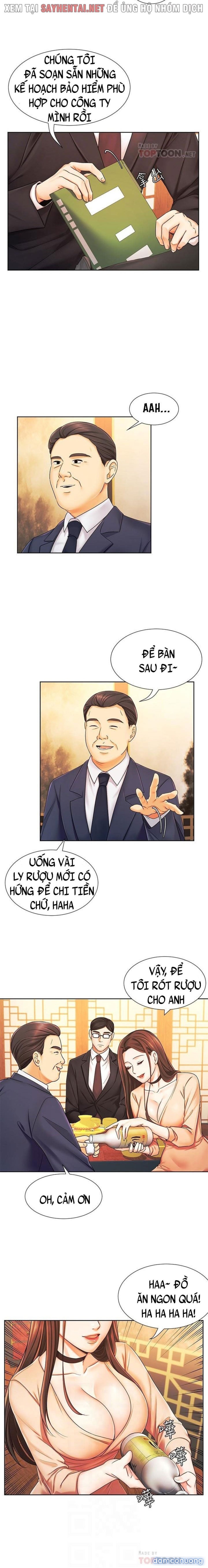 Nữ Nhân Viên Đắt Hàng 