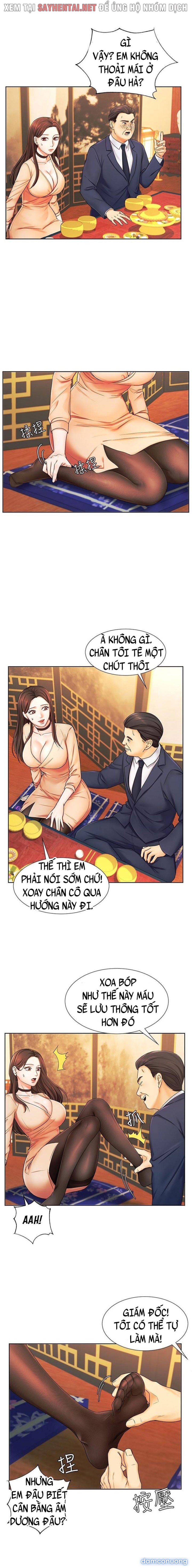 Nữ Nhân Viên Đắt Hàng 