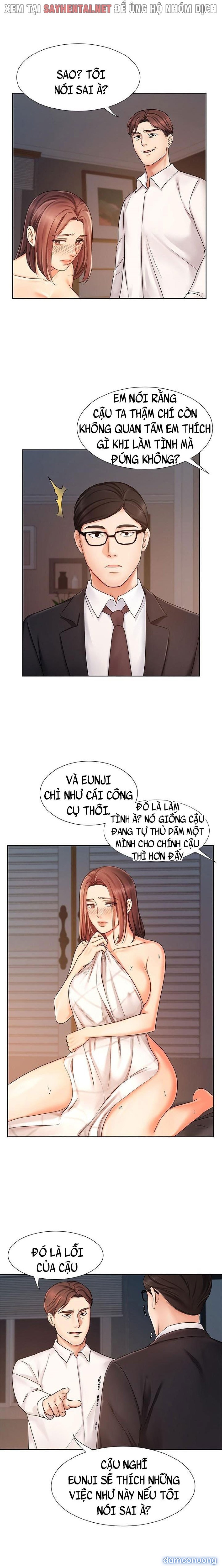Nữ Nhân Viên Đắt Hàng 