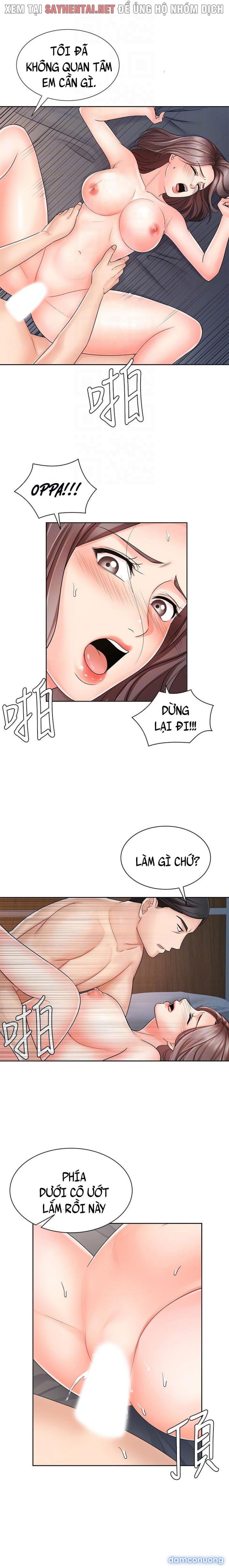 Nữ Nhân Viên Đắt Hàng 