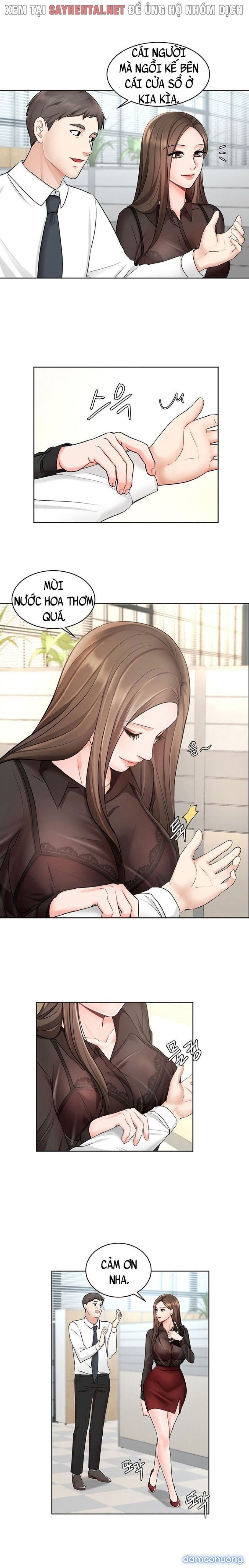 Nữ Nhân Viên Đắt Hàng 