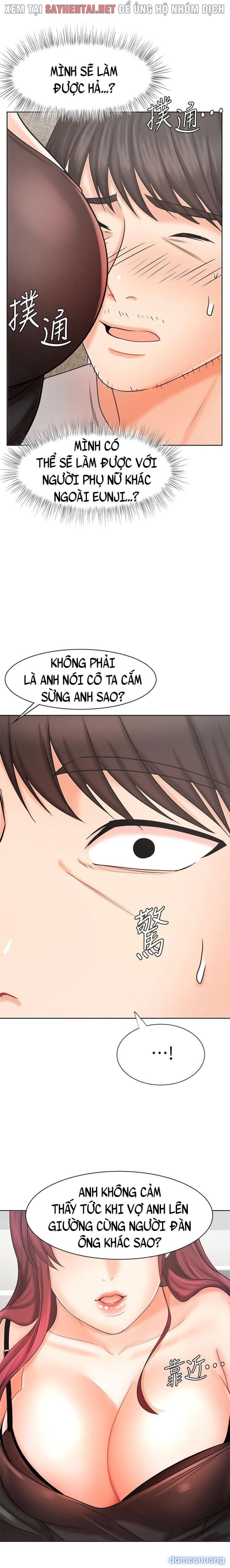 Nữ Nhân Viên Đắt Hàng 