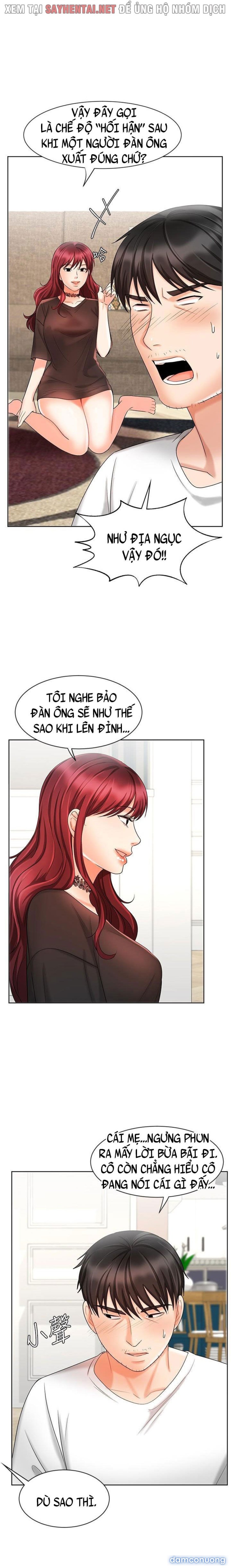 Nữ Nhân Viên Đắt Hàng 