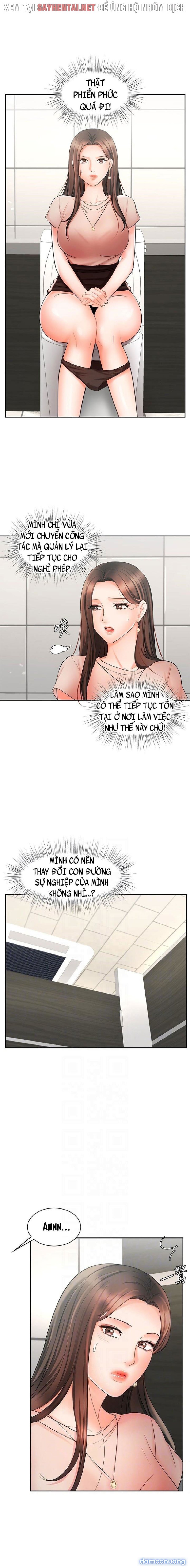 Nữ Nhân Viên Đắt Hàng 