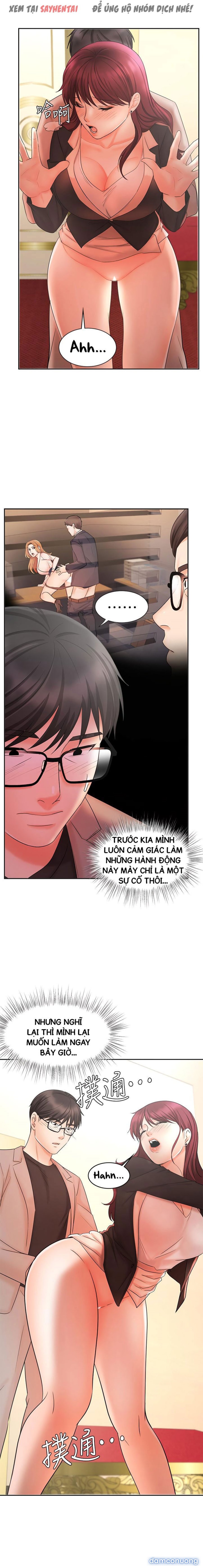 Nữ Nhân Viên Đắt Hàng 