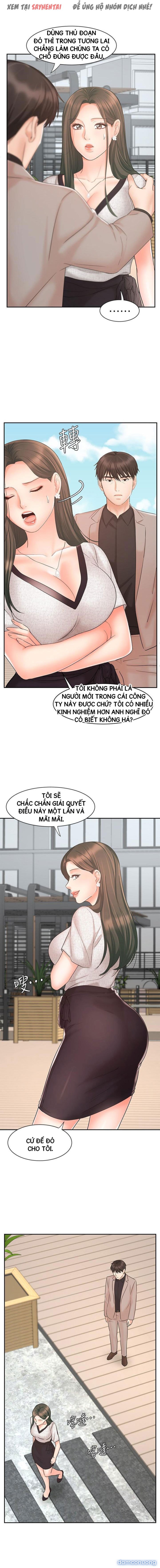 Nữ Nhân Viên Đắt Hàng 