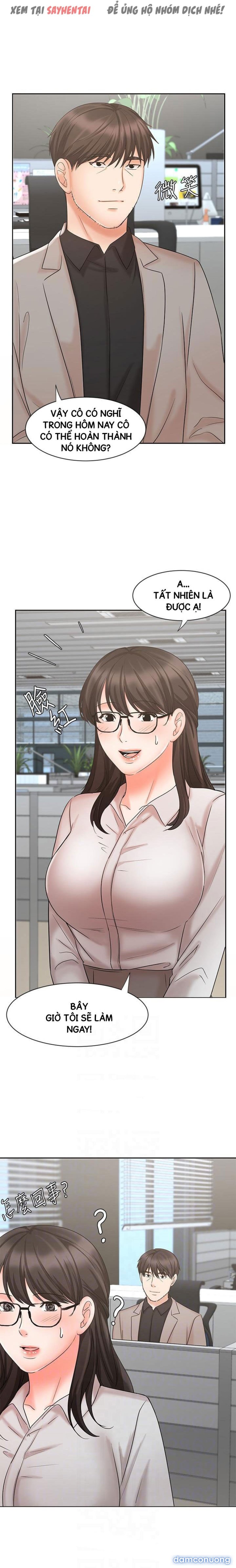 Nữ Nhân Viên Đắt Hàng 