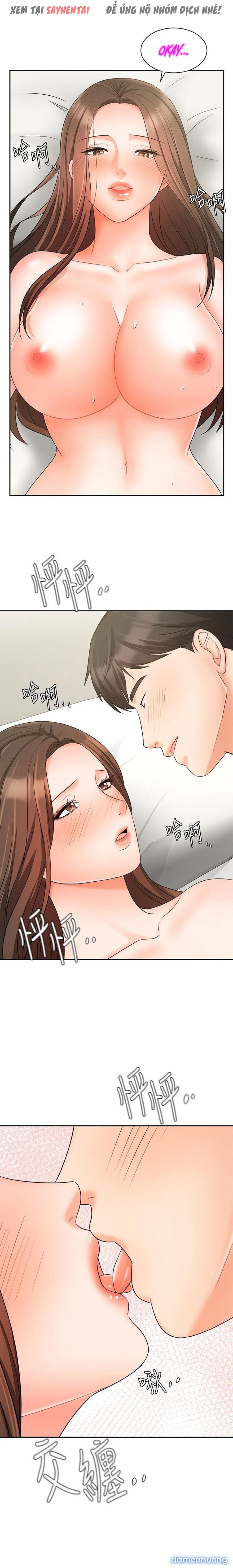 Nữ Nhân Viên Đắt Hàng 