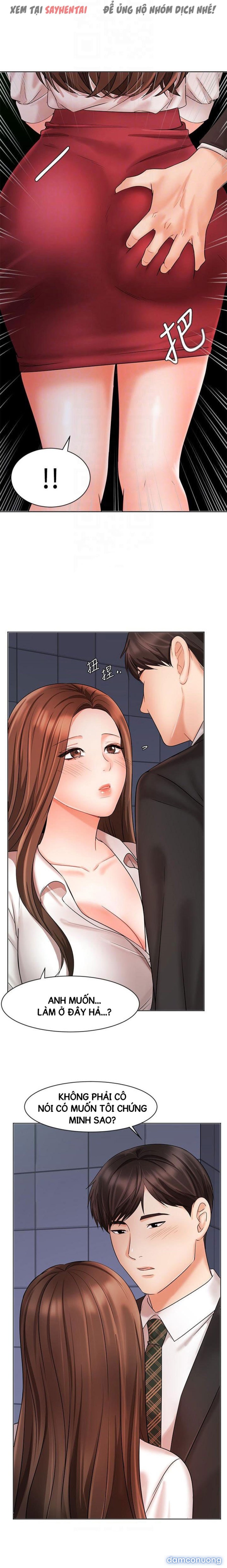 Nữ Nhân Viên Đắt Hàng 