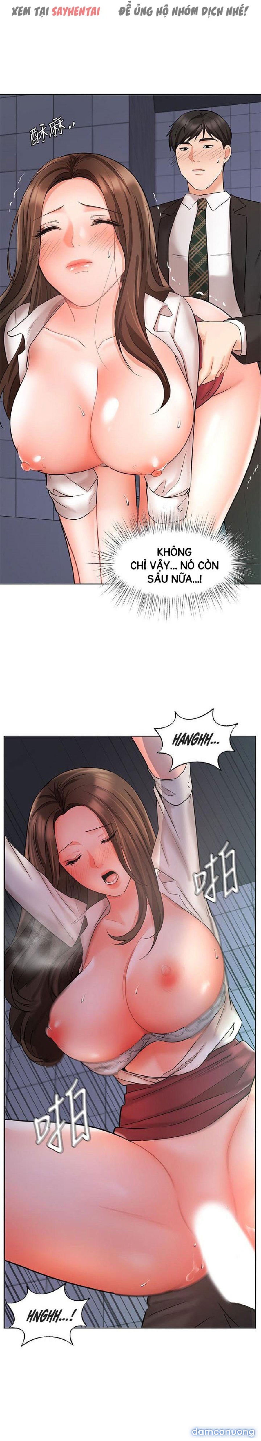 Nữ Nhân Viên Đắt Hàng 