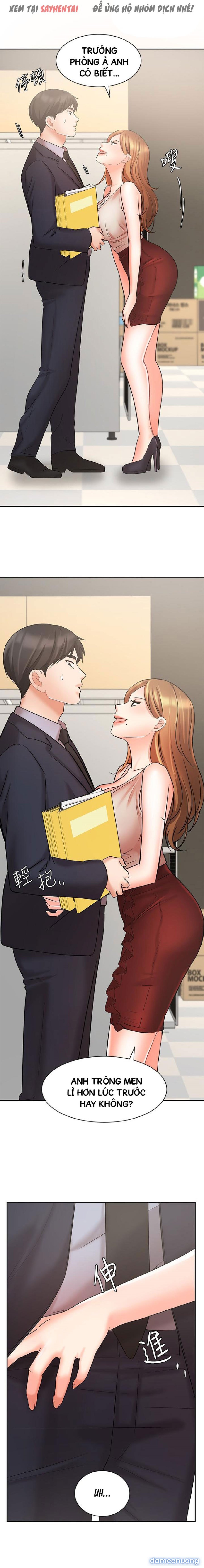 Nữ Nhân Viên Đắt Hàng 