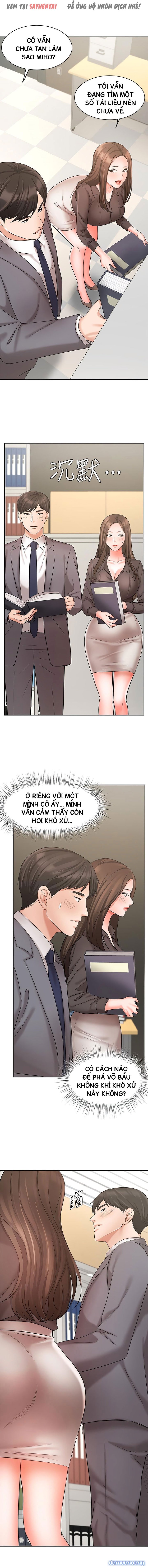 Nữ Nhân Viên Đắt Hàng 