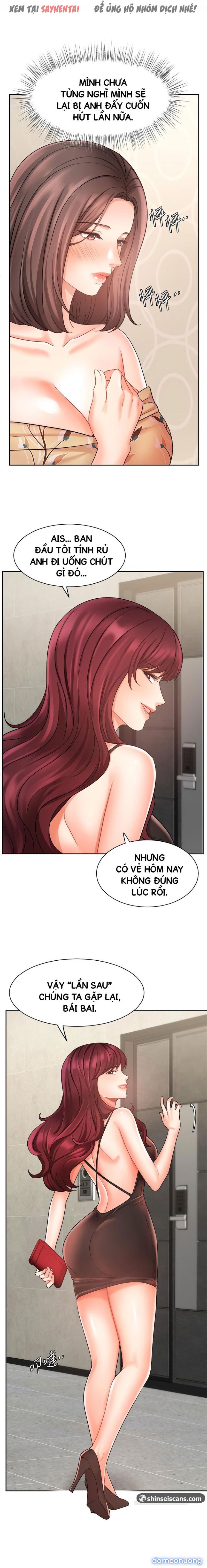 Nữ Nhân Viên Đắt Hàng 