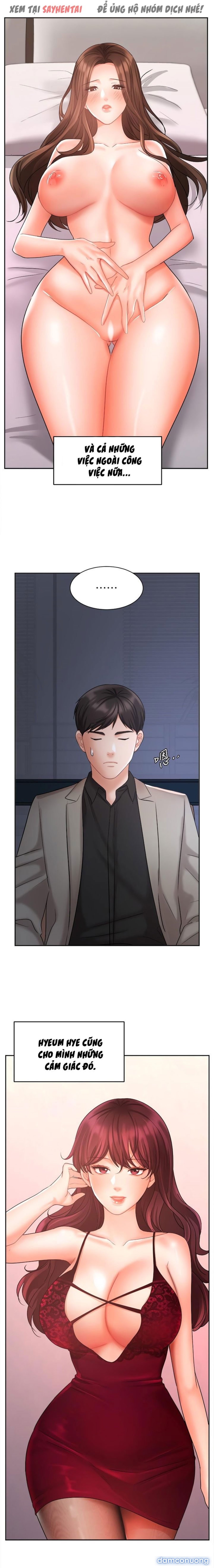 Nữ Nhân Viên Đắt Hàng 