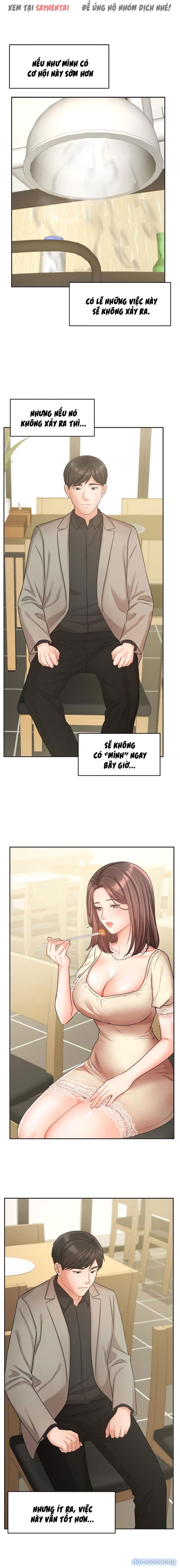 Nữ Nhân Viên Đắt Hàng 