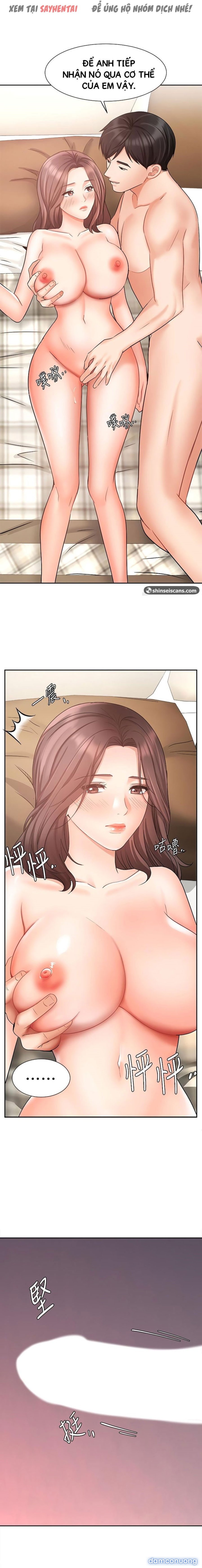 Nữ Nhân Viên Đắt Hàng 