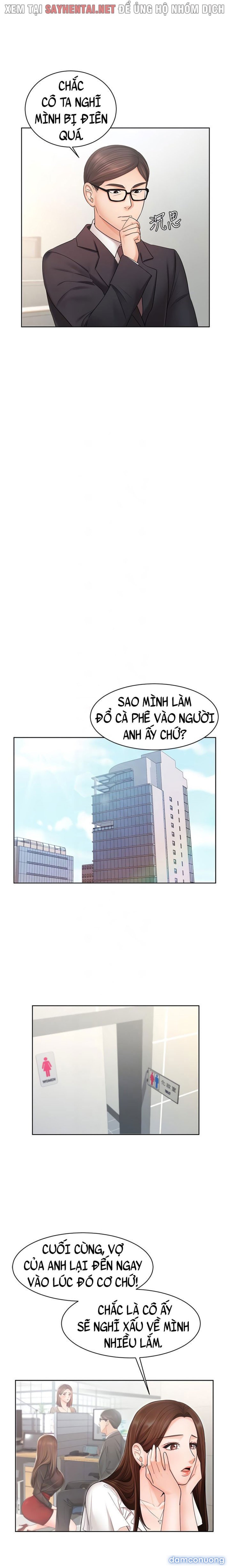 Nữ Nhân Viên Đắt Hàng 