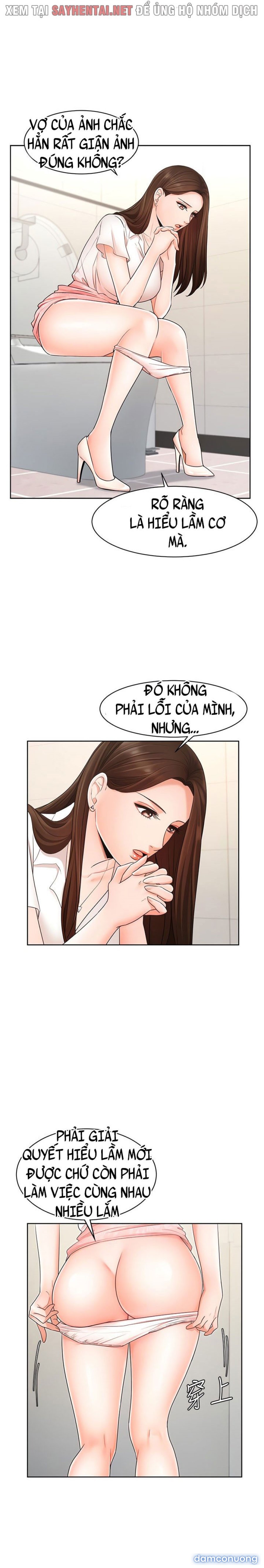Nữ Nhân Viên Đắt Hàng 