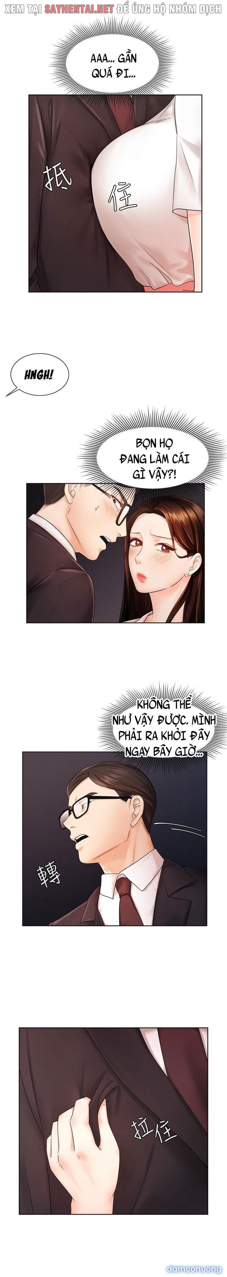 Nữ Nhân Viên Đắt Hàng 