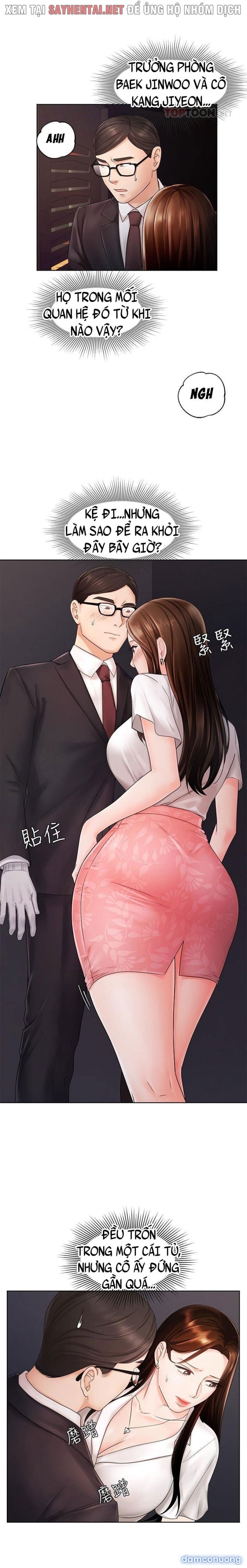 Nữ Nhân Viên Đắt Hàng 