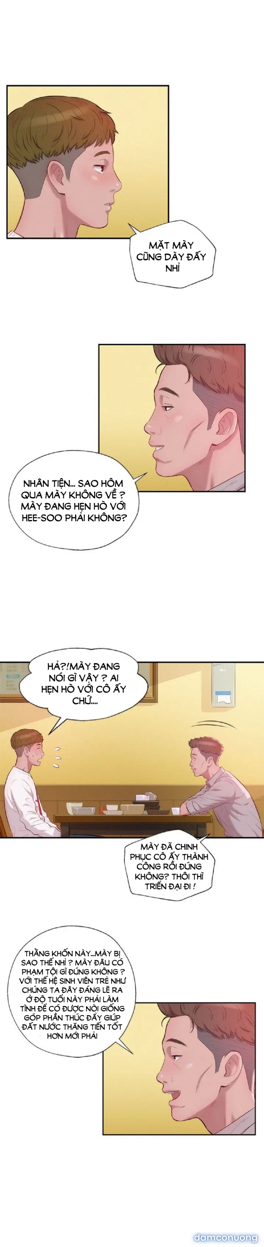 Cô Nàng Năm Nhất 