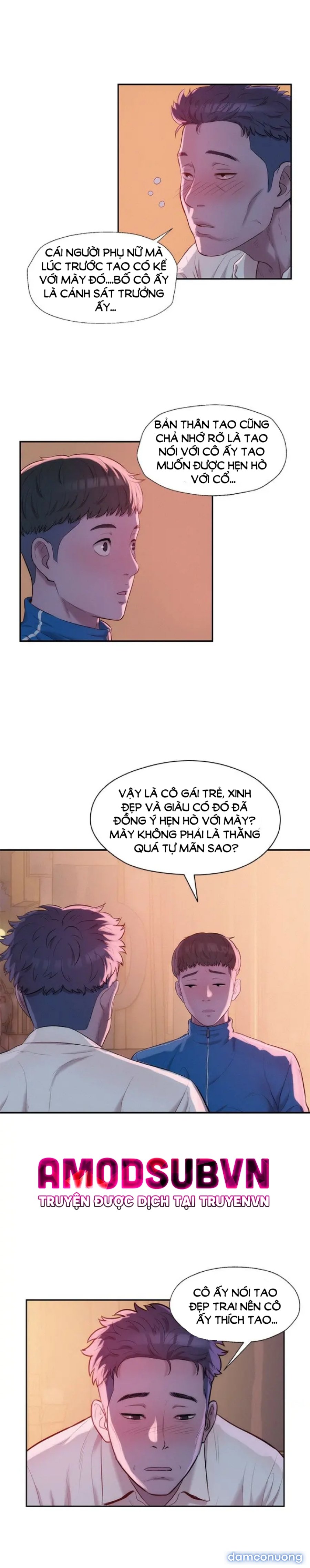 Cô Nàng Năm Nhất 