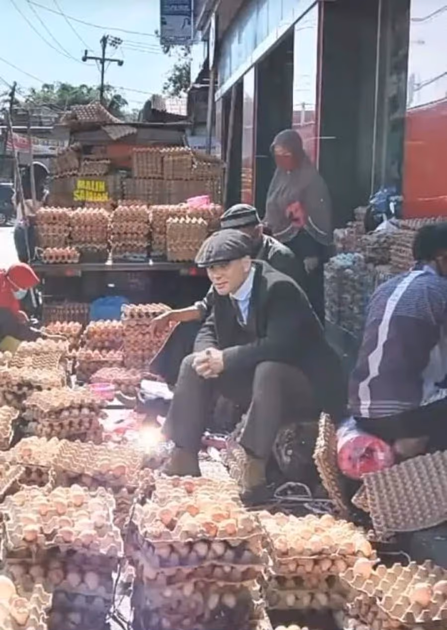 Cái ngày người mẹ yêu dấu của tôi bị đụ tới tấp ngay trước mặt 