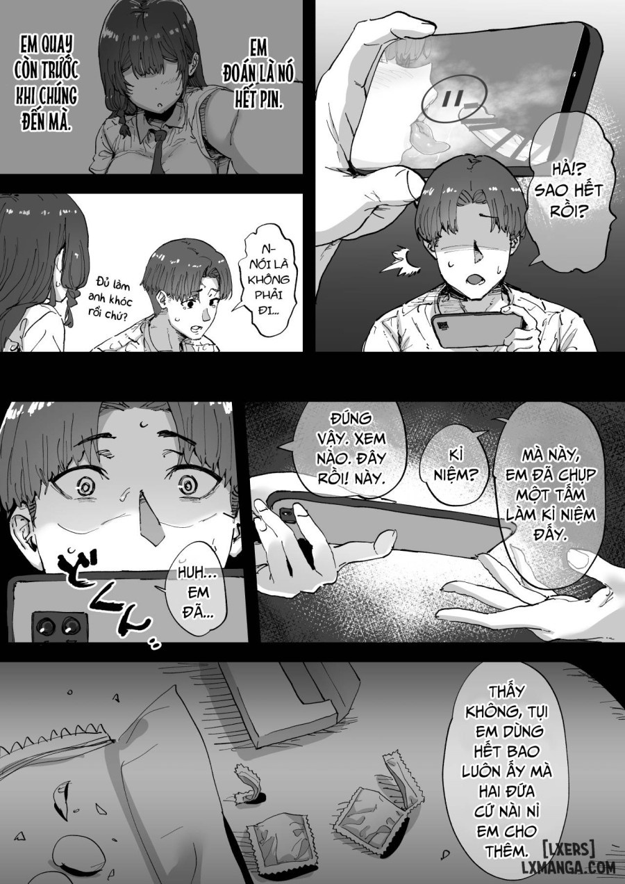 Shiranai Onee-san ga Bokura no Himitsu Kichi ni Yattekita! 