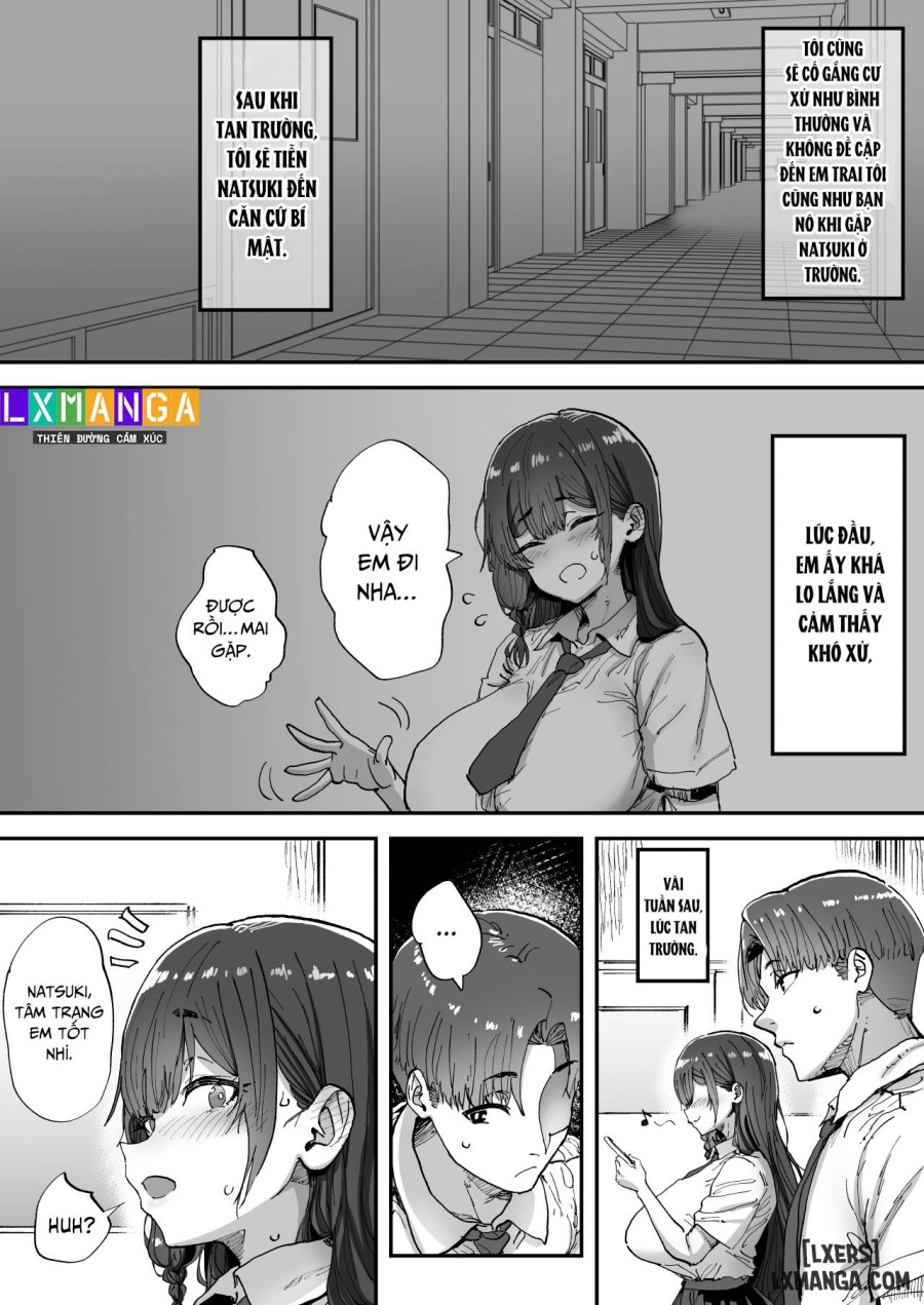 Shiranai Onee-san ga Bokura no Himitsu Kichi ni Yattekita! 