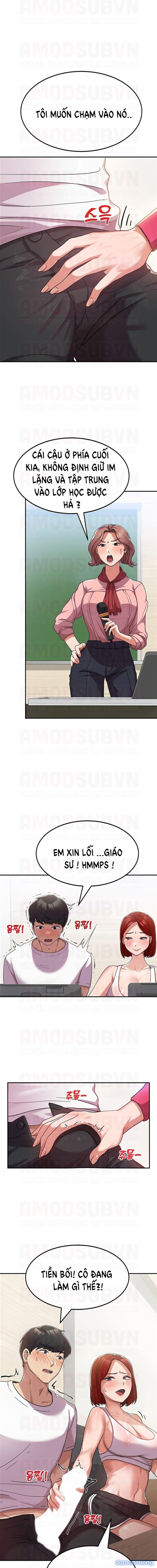 Sinh Viên Đại Học Nữ Phục Vụ Trong Quân Đội 