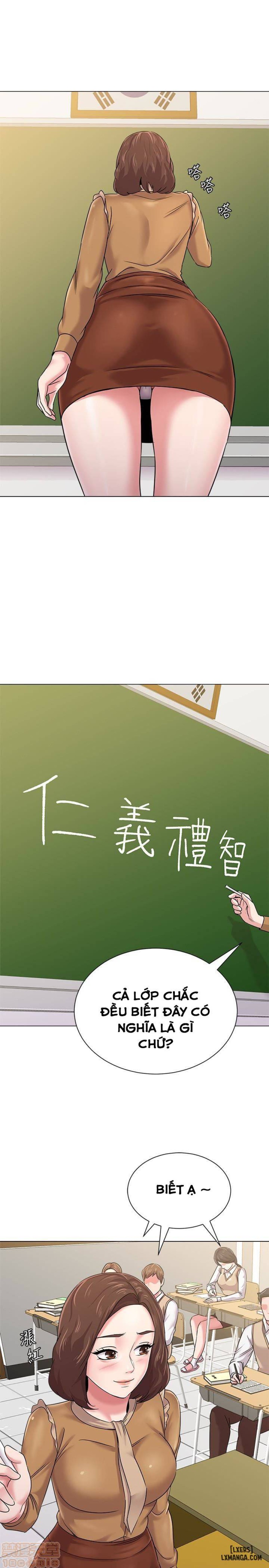 Cô Giáo Gợi Cảm 