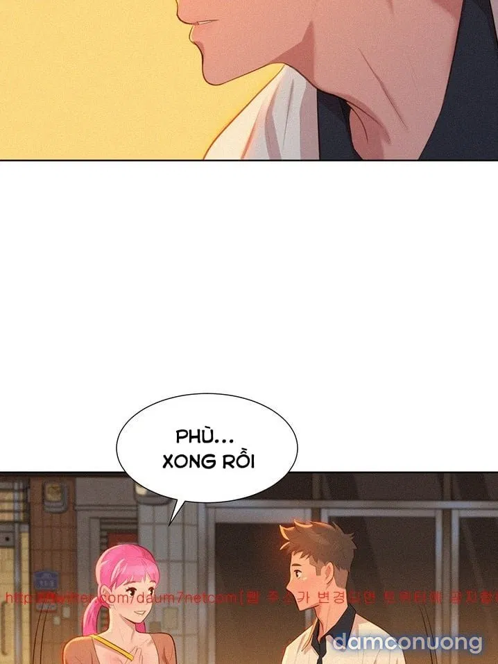 Chị Hàng Xóm 