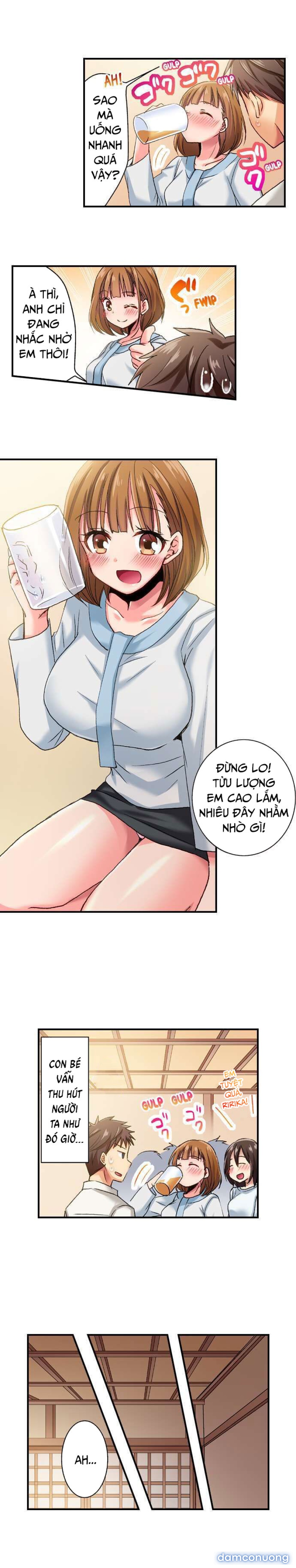 Cô nàng nghiêm túc trở nên dễ tính khi say 