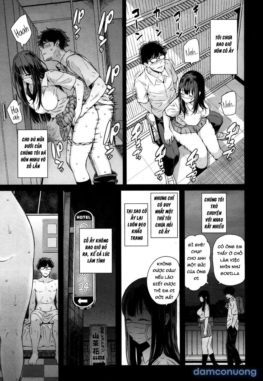 Wakatsuki, cởi khẩu trang ra đi em! 