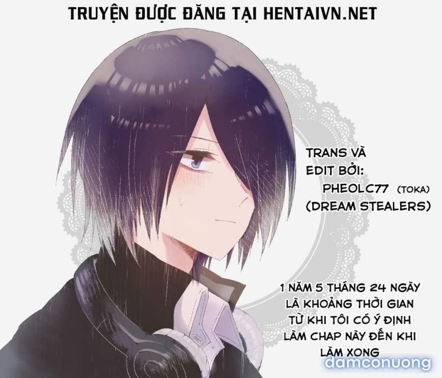 Wakatsuki, cởi khẩu trang ra đi em! 