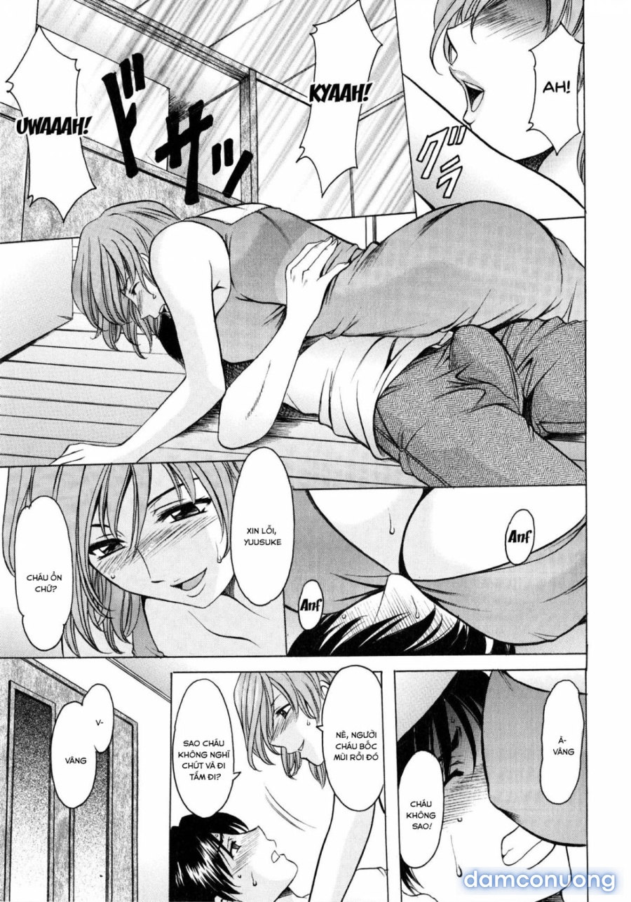 A Seductive Older Womans Appartment 