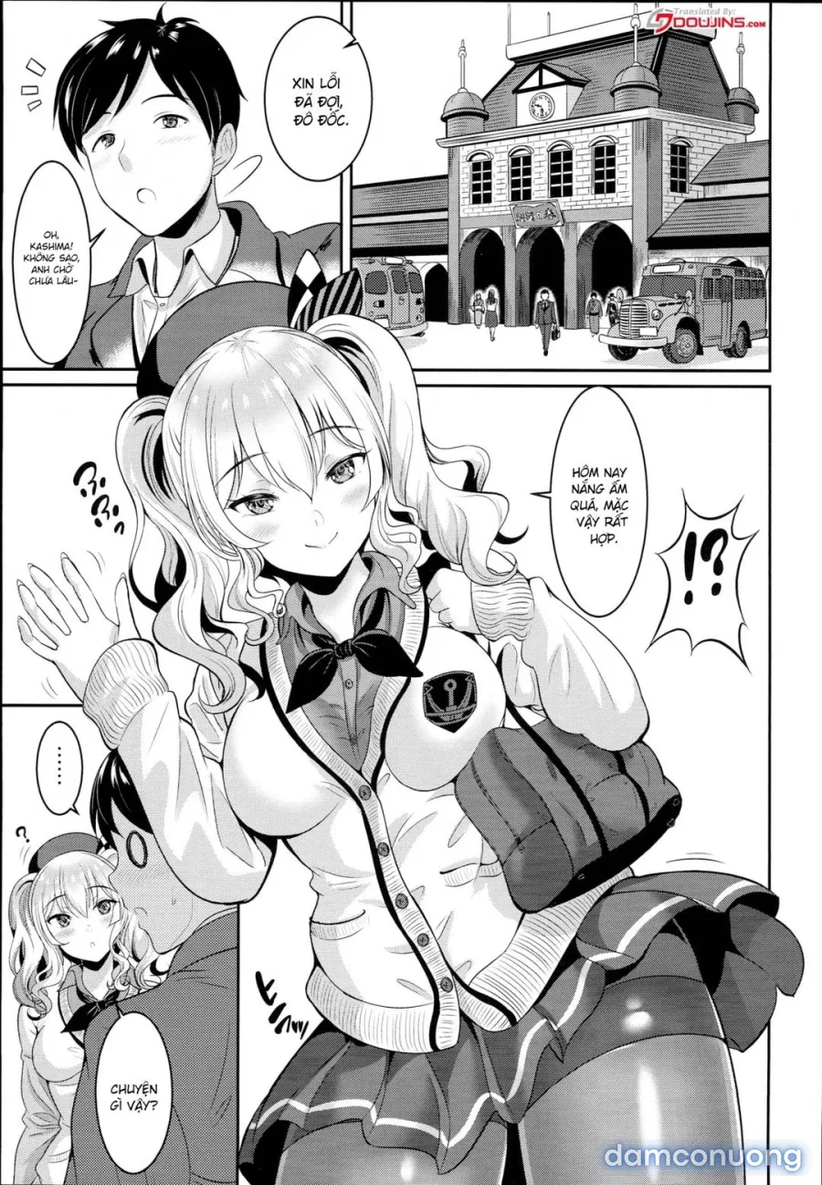Kashima-san trong bộ đồ nữ sinh 