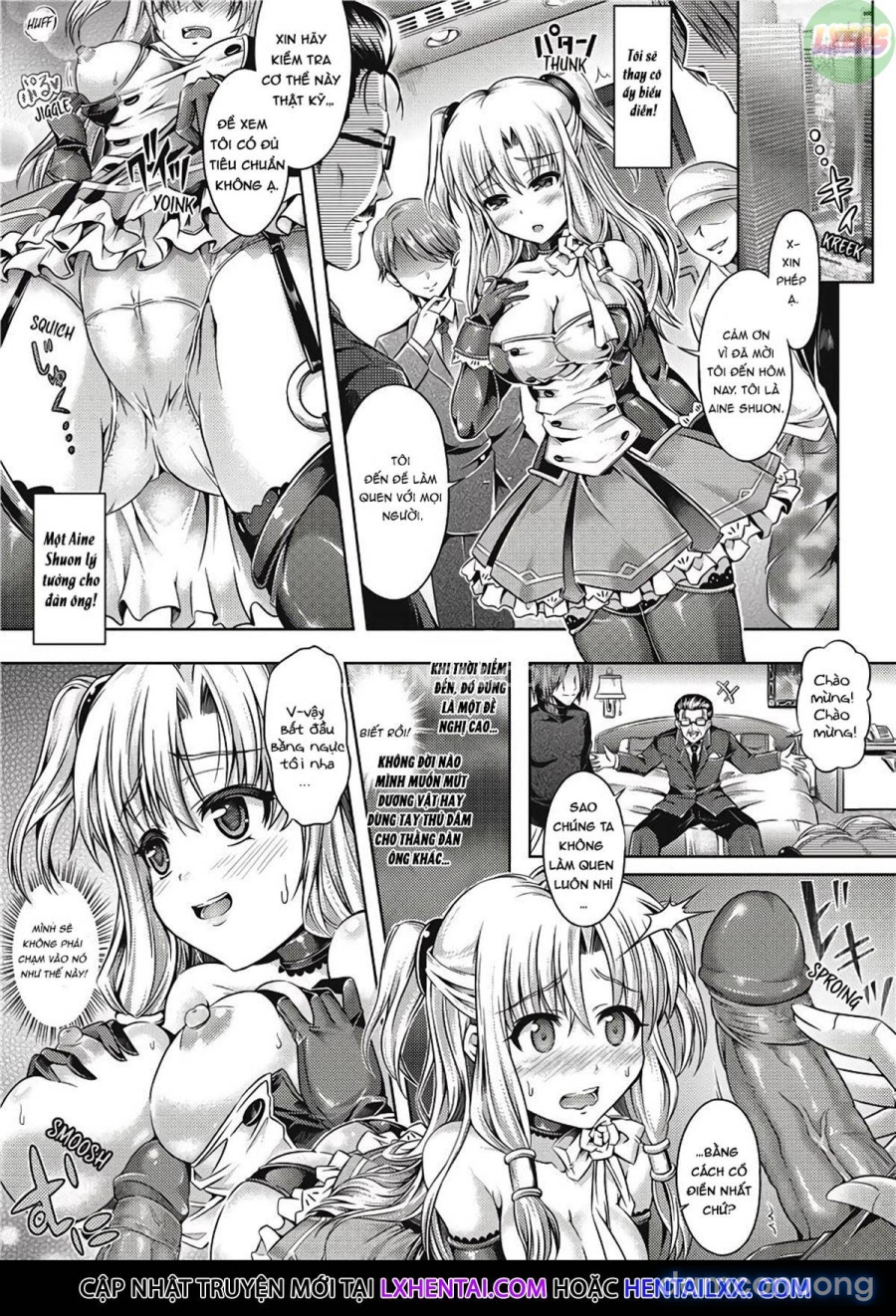Girl Play 