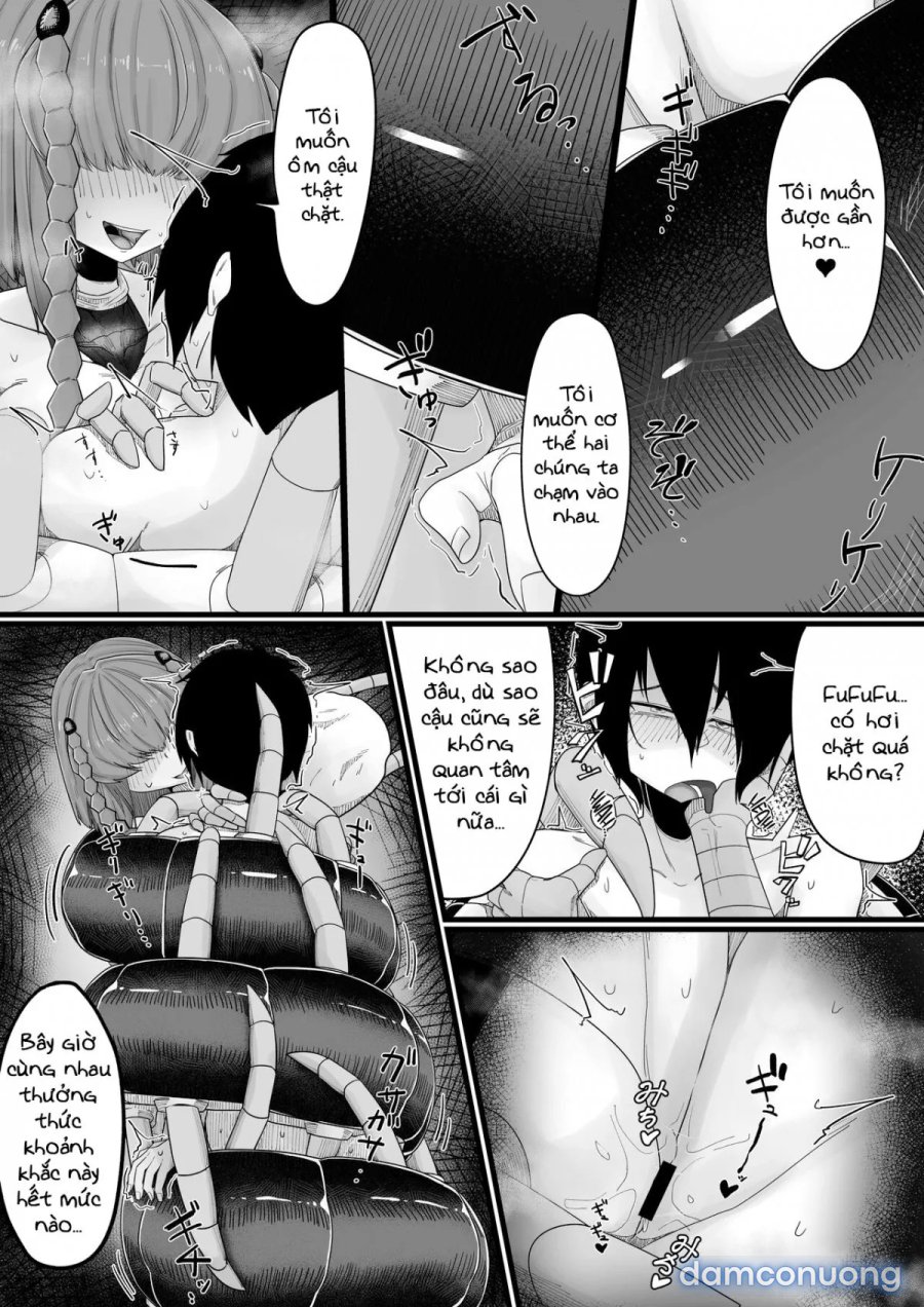 Degenerate Centipede Girl 