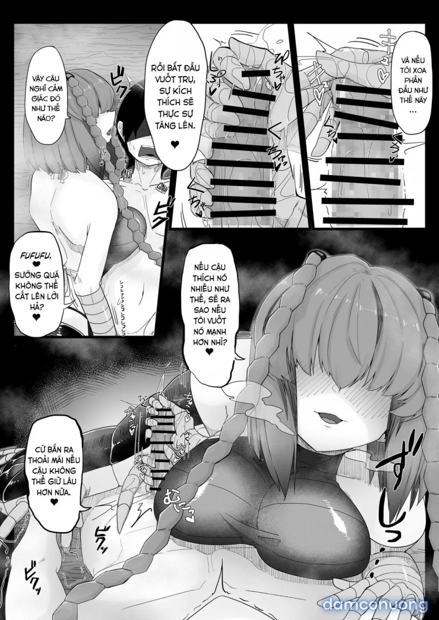 Degenerate Centipede Girl 