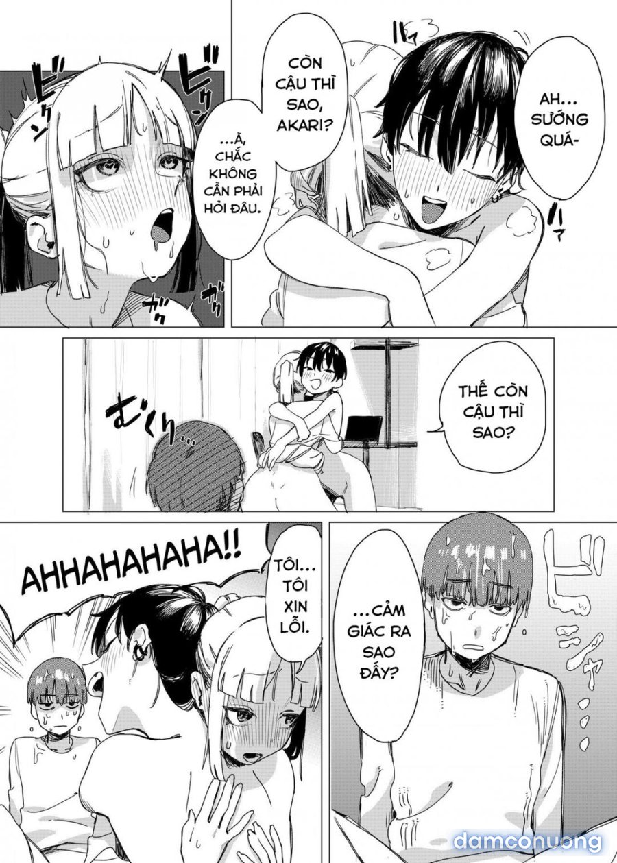 Sandwiched By Yuri 
