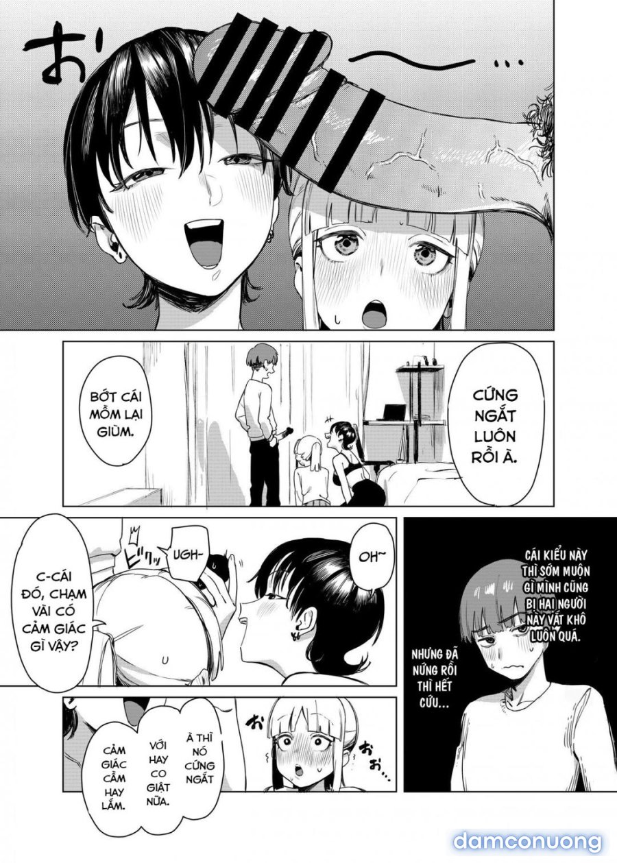Sandwiched By Yuri 