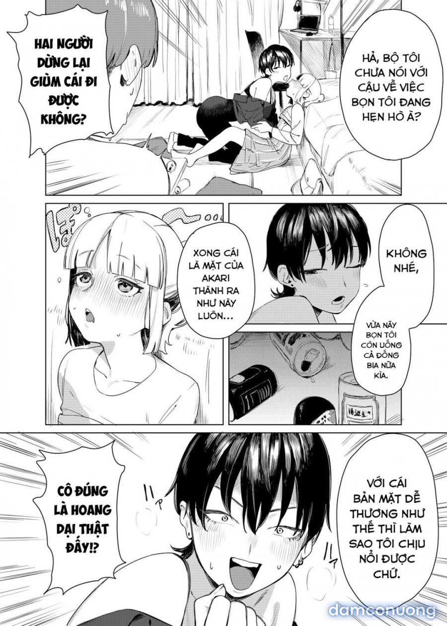 Sandwiched By Yuri 