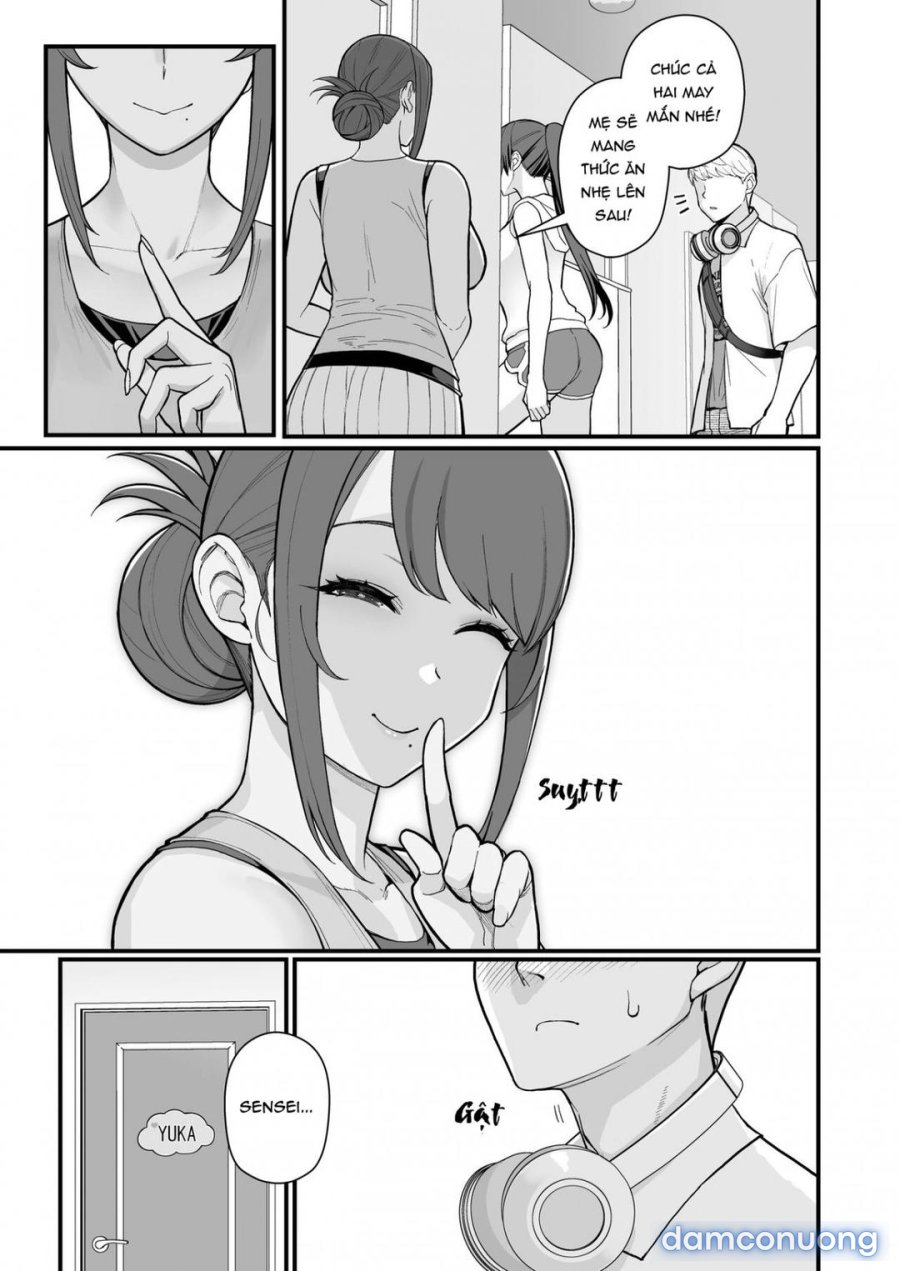 Hitozuma No Jitaku Ni Hakuchuu Houmon Suru Hon 
