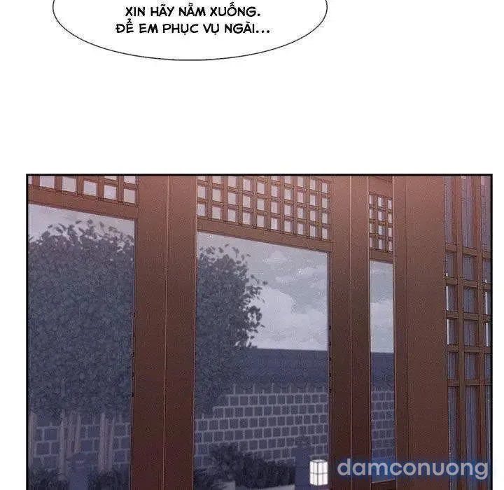 Quý Cô Chân Dài 