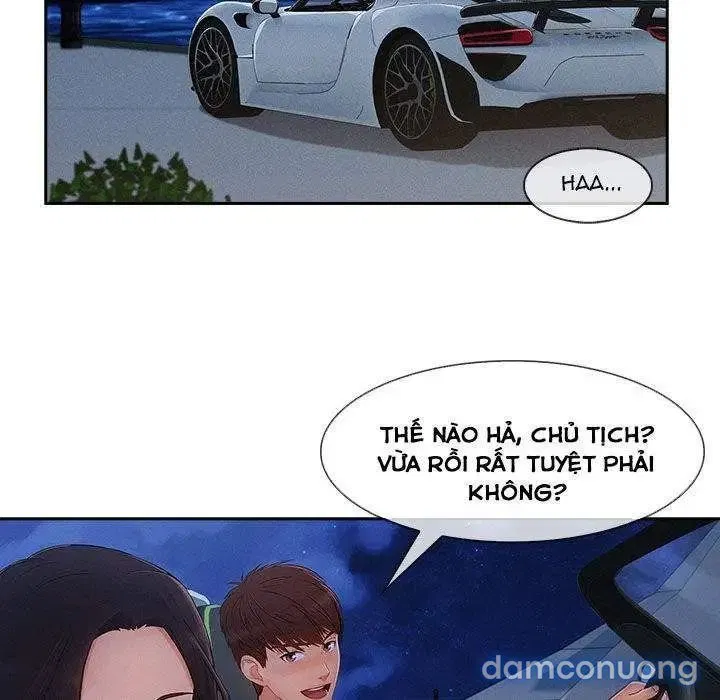 Quý Cô Chân Dài 