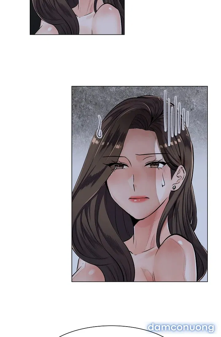 Cô Bác Sĩ Nguy Hiểm 