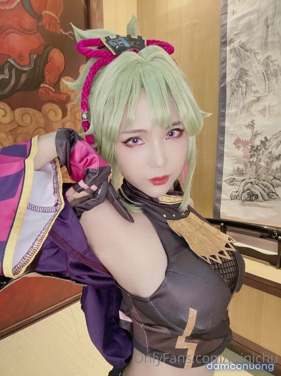 Hình Cosplay 
