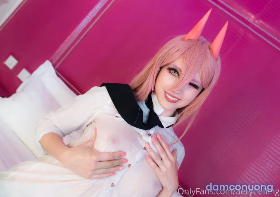 Hình Cosplay 